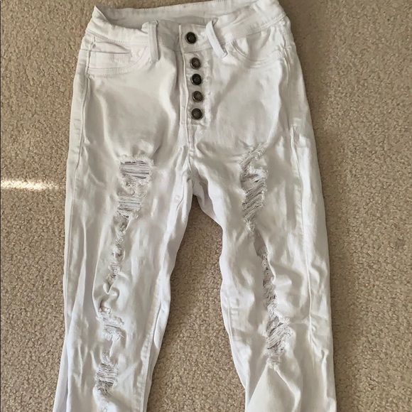 too small - Picture 2 of 3